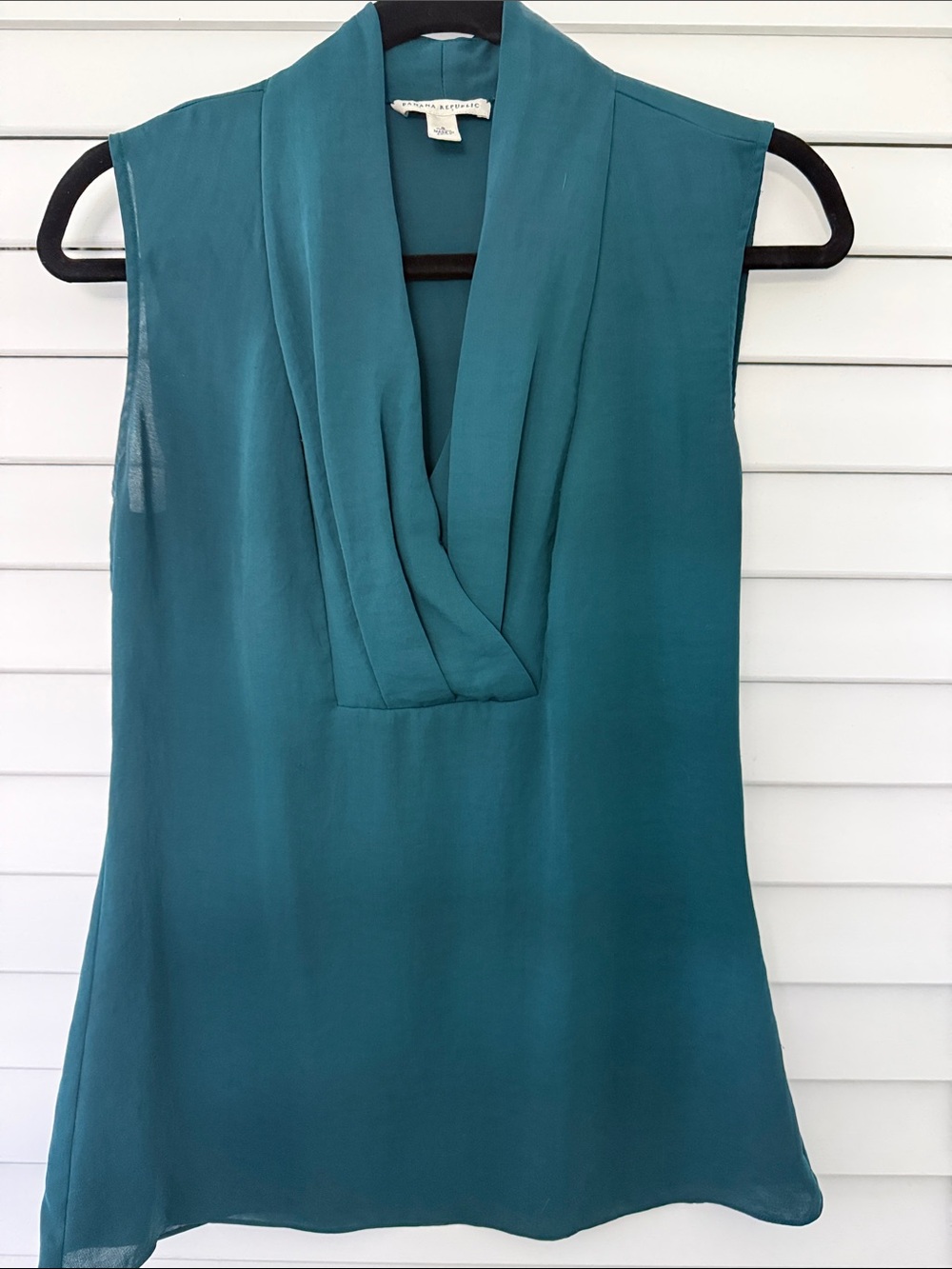 Banana Republic Dark Green Sleeveless Draped V-Neck Camisole